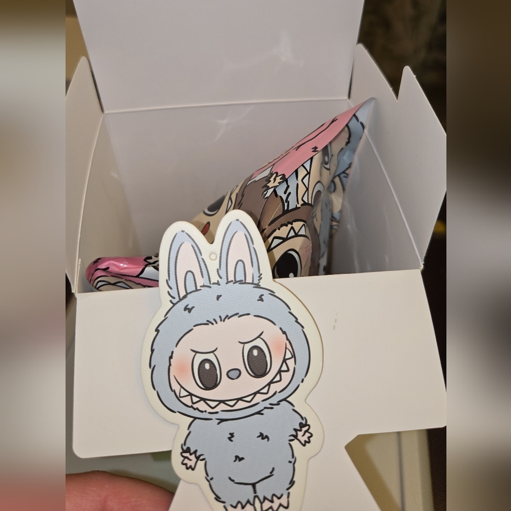 Labubu Exciting Macaron - Confirmed Sea Salt Coconut